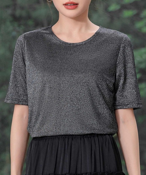 DAY CLOSET(デイ クローゼット)の「レディース 煌めきで表情変わるラメニットシアートップス(シャツ/ブラウス・レディース・ブラック/シルバー・M/L)」の3枚目の写真