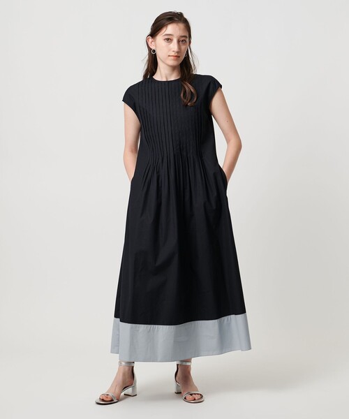 UNITED ARROWS(ユナイテッドアローズ)の「コットンシルク シルキータックワンピース - ウォッシャブル -(ワンピース・レディース・ネイビー/レッド/ブラック・36/38)」の6枚目の写真