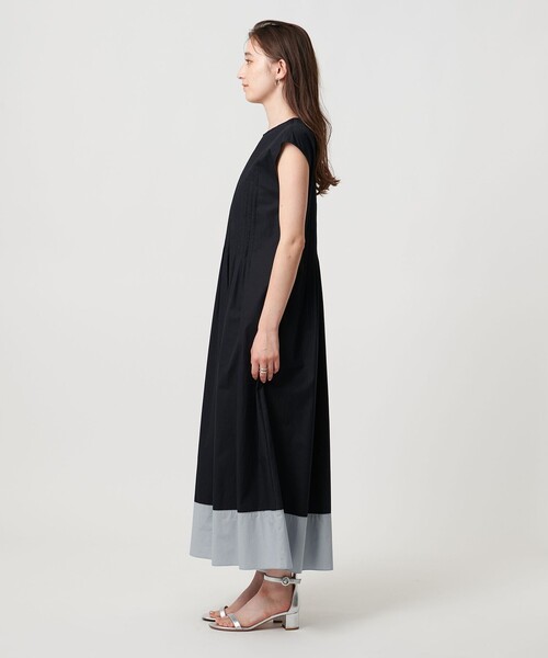 UNITED ARROWS(ユナイテッドアローズ)の「コットンシルク シルキータックワンピース - ウォッシャブル -(ワンピース・レディース・ネイビー/レッド/ブラック・36/38)」の13枚目の写真