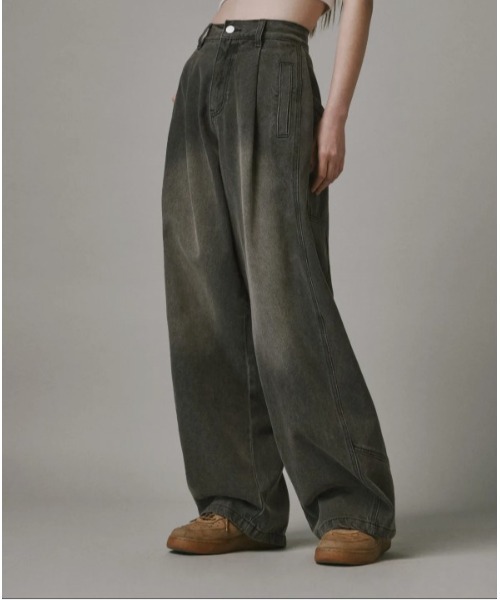 Vini（ヴィニ）の「【Vini】コンストラクションワイドデニムパンツ（デニムパンツ・メンズ・ブラック系その他/ブルー系その他・X-LARGE/LARGE/MEDIUM）」の2枚目の写真