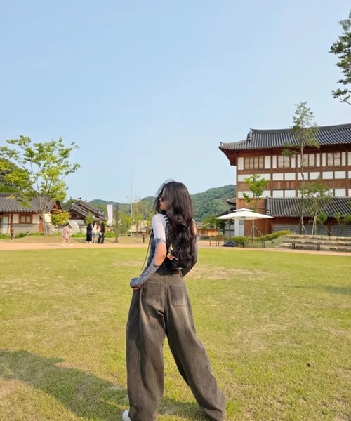 Vini（ヴィニ）の「【Vini】コンストラクションワイドデニムパンツ（デニムパンツ・メンズ・ブラック系その他/ブルー系その他・X-LARGE/LARGE/MEDIUM）」の13枚目の写真