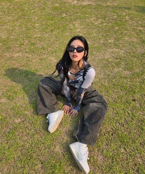 Vini（ヴィニ）の「【Vini】コンストラクションワイドデニムパンツ（デニムパンツ・メンズ・ブラック系その他/ブルー系その他・X-LARGE/LARGE/MEDIUM）」の15枚目の写真