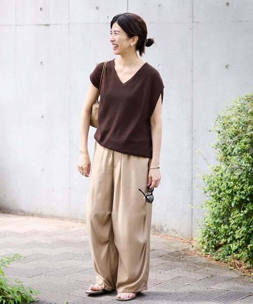 IENA(イエナ)の「《追加2》コットンギマフレンチプルオーバー(ニット/セーター・レディース・ベージュ/ネイビー/ブラック/チョコ・FREE)」の5枚目の写真