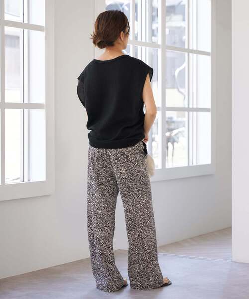 IENA(イエナ)の「《追加2》コットンギマフレンチプルオーバー(ニット/セーター・レディース・ベージュ/ネイビー/ブラック/チョコ・FREE)」の22枚目の写真