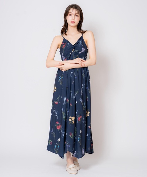 NOELA(ノエラ)の「【15周年】ボタニカルツイストキャミワンピース(ワンピース・レディース・ラベンダー/ネイビー/オフホワイト・S/M)」の17枚目の写真