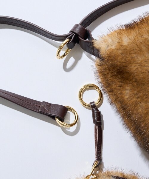 RIVE DROITE（リヴドロワ）の「【シーズンムード高まる】フェイクファーバケット2WAYバッグ（ハンドバッグ・レディース・ダークブラウン/キャメル・FREE）」の17枚目の写真