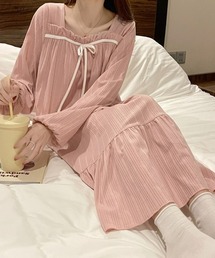 SEU（エスイーユー）の「リボン付き長袖ロングワンピース ルームワンピース 韓国ルームウェア（ルームウェア/パジャマ）」