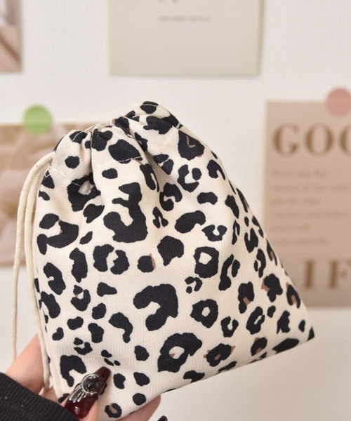 float】ヒョウ柄 アニマル柄 マルチ 巾着ポーチ（ポーチ）｜Mayree