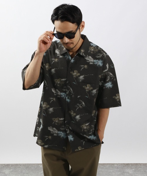 BAYFLOW(ベイフロー)の「【接触冷感】クールタッチ柄シャツ(シャツ/ブラウス・メンズ・ブラック/ネイビー・MEDIUM/LARGE)」の1枚目の写真