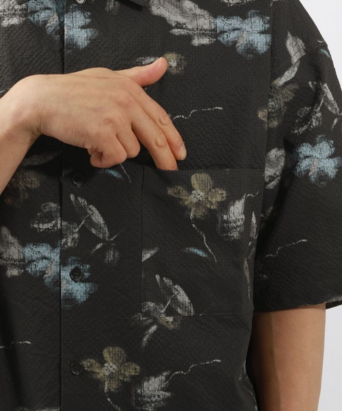 BAYFLOW(ベイフロー)の「【接触冷感】クールタッチ柄シャツ(シャツ/ブラウス・メンズ・ブラック/ネイビー・MEDIUM/LARGE)」の4枚目の写真