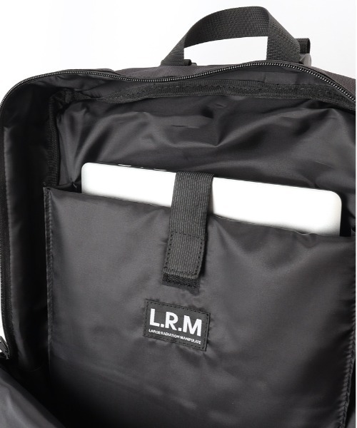 L.R.M(エルアールエム)の「スクエアビックリュック(バックパック/リュック・レディース・ブラック・FREE)」の6枚目の写真
