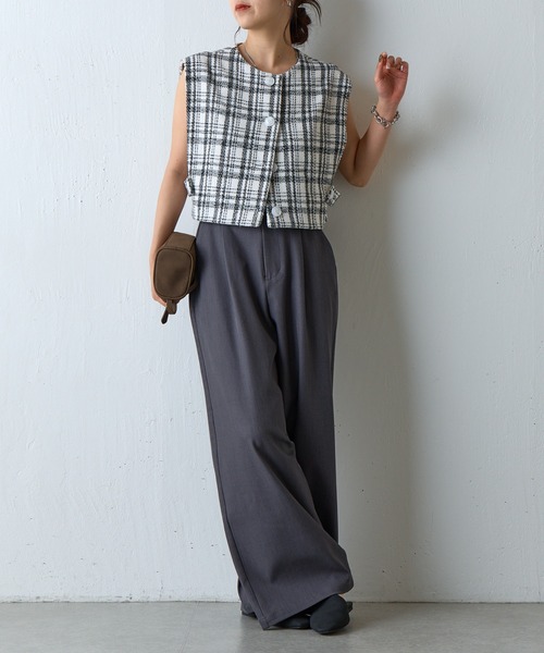 COLONY 2139(コロニートゥーワンスリーナイン)の「ツイードクロップドジレ(ベスト・レディース・ホワイト/ブラック・FREE)」の7枚目の写真