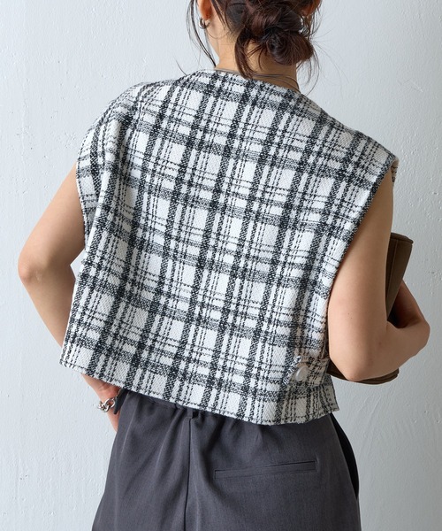 COLONY 2139(コロニートゥーワンスリーナイン)の「ツイードクロップドジレ(ベスト・レディース・ホワイト/ブラック・FREE)」の4枚目の写真