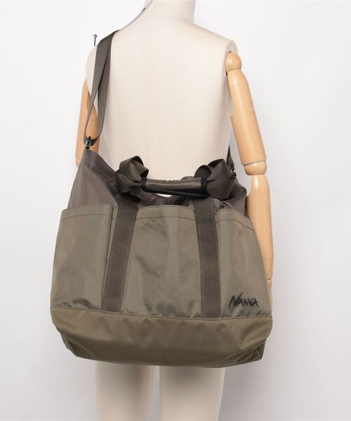 NANGA(ナンガ)の「ECOPAK UR TOTE BAG/エコパック UR トートバッグ(トートバッグ・メンズ・ブラック/オリーブ・FREE)」の19枚目の写真