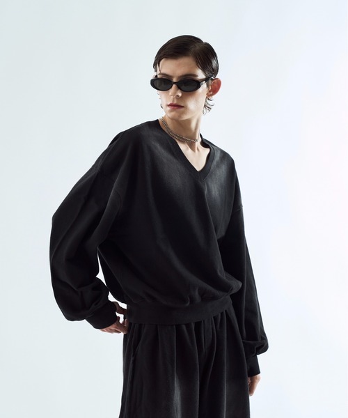 seyto(セイト)の「Bleach-fade V-neck sweat top ブリーチフェードVネックスウェットトップス(スウェット・メンズ・マスタード/ブラウン/ブラック/ブルー・3/2)」の18枚目の写真