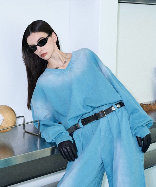 Bleach-fade V-neck sweat top ブリーチフェードVネックスウェット