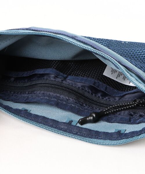 ELLIKER（エリカー）の「【ELLIKER / エリカー】Caley Sacoche Bag 1L / サコッシュバッグ（ショルダーバッグ・レディース・パープル/ネイビー/ブラック/カーキ/ブルー/ベージュ/レモンイエロー/サンドベージュ・FREE）」の13枚目の写真