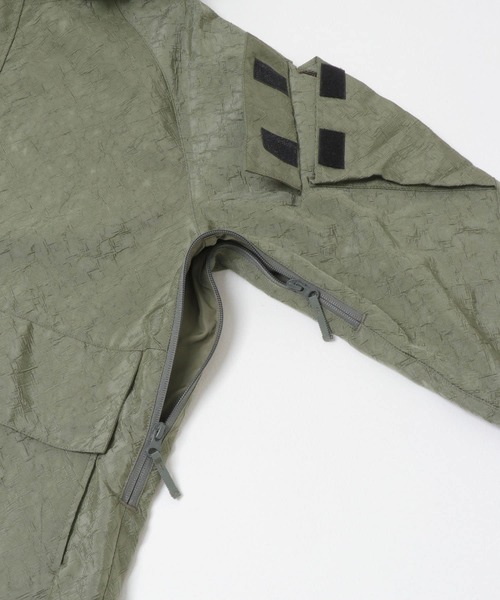 URBAN RESEARCH(アーバンリサーチ)の「『別注』TOYOTA UPCYCLE×UR AIRBAG EX WEATHER JACKET(その他アウター・メンズ・ライトカーキ/ブラック・MEDIUM/LARGE)」の11枚目の写真