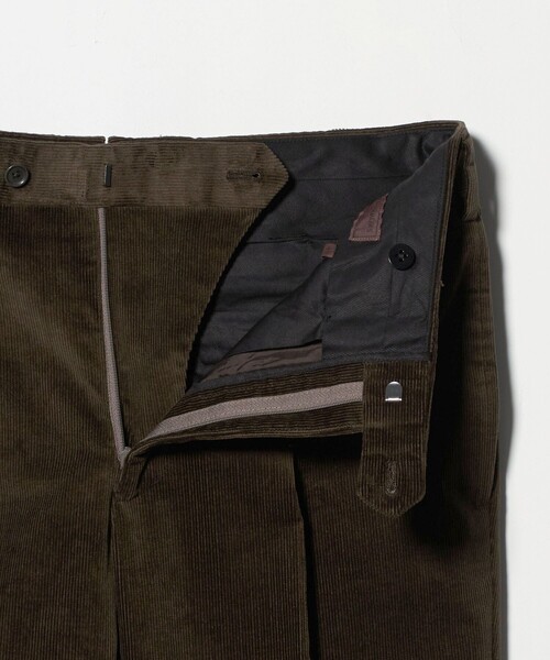 UNITED ARROWS（ユナイテッドアローズ）の「VISCONTI コーデュロイ 1プリーツ パンツ R-MODEL（スラックス・メンズ・オリーブ・50/46/48/54/44/52）」の6枚目の写真