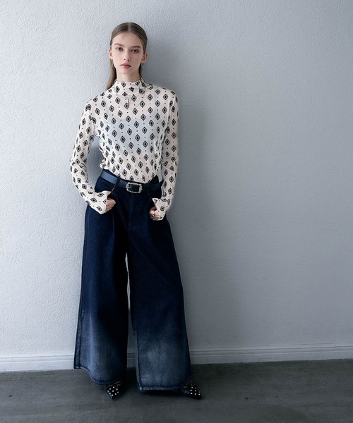 HARE(ハレ)の「グラデーションハクプリントデニムパンツ(HARE)(デニムパンツ・レディース・ブラック/ネイビー・FREE)」の13枚目の写真