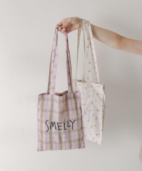 SMELLY（スメリー）の「プリントトートバッグS（トートバッグ・レディース・ブラック/イエロー系その他/ブルー系その他/ベージュ系その他/ホワイト系その他・SMALL）」の10枚目の写真