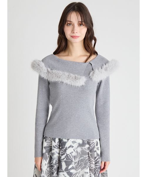 【美品】CELFORD グレー カットアウトニット　カシミヤ　サイズ38 美品】CELFORD グレー カットアウトニット カシミヤ サイズ38 - メルカリ