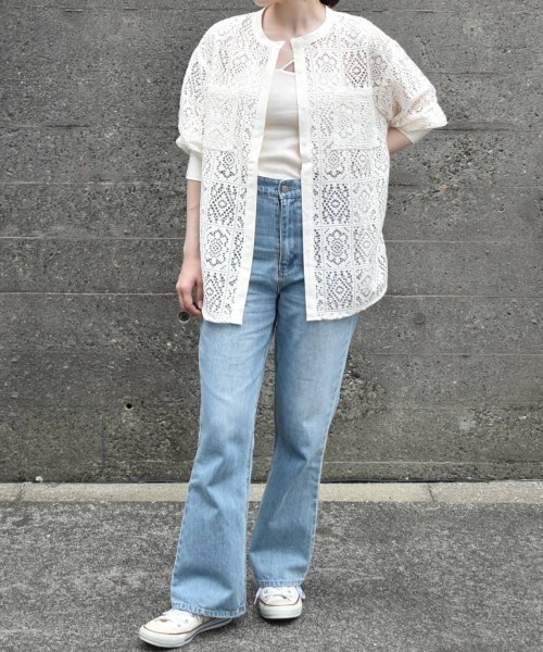 Bleu Bleuet(ブルーブルーエ)の「【ZOZO限定】レーススタンドシャツ(シャツ/ブラウス・レディース・ブラック/オフホワイト・FREE)」の3枚目の写真