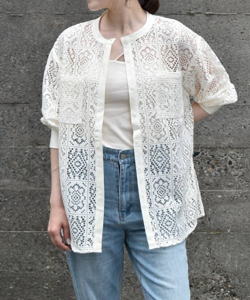 Bleu Bleuet(ブルーブルーエ)の「【ZOZO限定】レーススタンドシャツ(シャツ/ブラウス・レディース・ブラック/オフホワイト・FREE)」の6枚目の写真