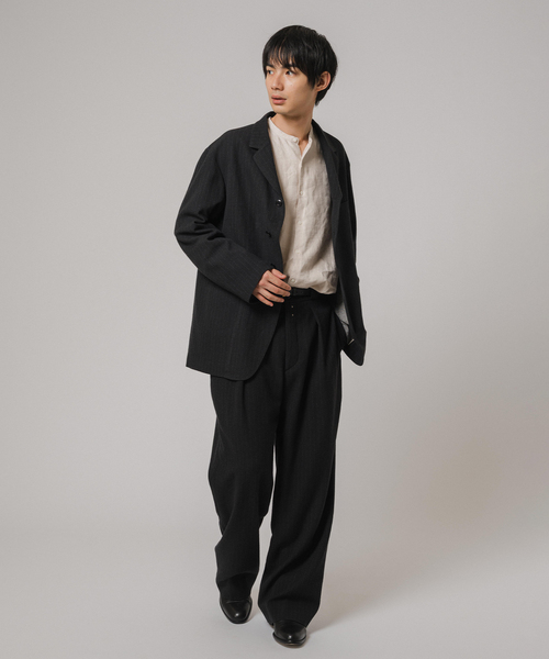EDIFICE（エディフィス）の「ETS.MATERIAUX(マテリオ) ウール/シルク ファーマートラウザー（スラックス・メンズ・ブラック・3/2）」の3枚目の写真