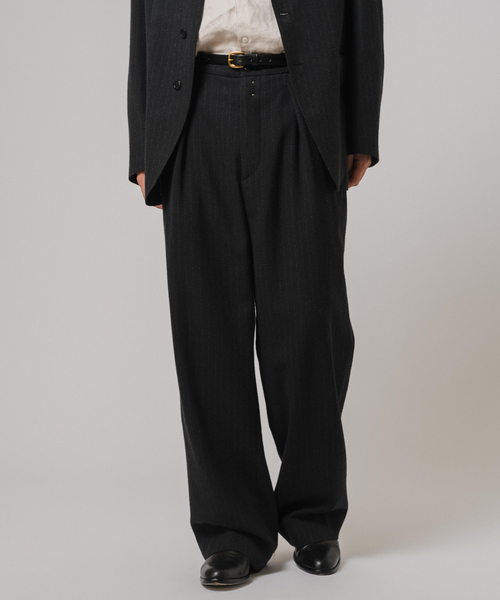 EDIFICE（エディフィス）の「ETS.MATERIAUX(マテリオ) ウール/シルク ファーマートラウザー（スラックス・メンズ・ブラック・3/2）」の4枚目の写真