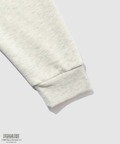 PEANUTS（ピーナッツ）の「PEANUTS スヌーピー サガラ刺繍トレーナー（スウェット・メンズ・ブラック/オートミール・XL/L/M）」の3枚目の写真