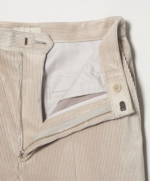 Steven Alan(スティーブンアラン)の「<Steven Alan>ソフト コーデュロイ ワイド トラウザーズ(その他パンツ・レディース・オフホワイト/ブラック/ベージュ/ダークブラウン・S/M/L)」の6枚目の写真