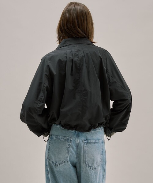 PUBLIC TOKYO(パブリックトウキョウ)の「スタンドカラータックブルゾン(ブルゾン・レディース・ブラック/ホワイト・FREE)」の5枚目の写真