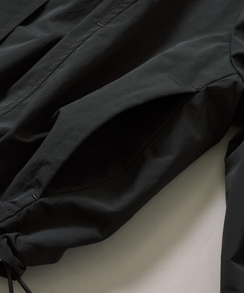 PUBLIC TOKYO(パブリックトウキョウ)の「スタンドカラータックブルゾン(ブルゾン・レディース・ブラック/ホワイト・FREE)」の19枚目の写真