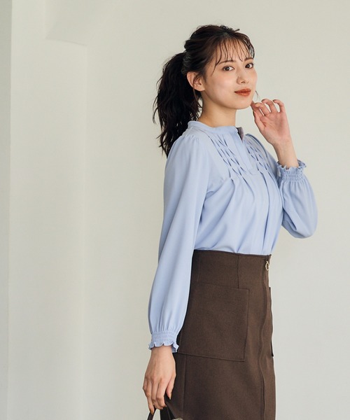 12Twelve Agenda（トゥエルブ　アジェンダ）の「ハンドタックキーネック長袖ブラウス（シャツ/ブラウス・レディース・ネイビー/サックスブルー/オフホワイト・M）」の9枚目の写真