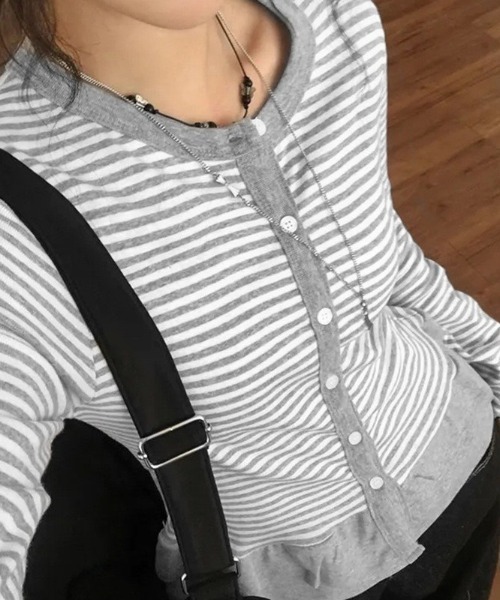 almo(アルモ)の「【LAMPOON】フリルウエストボーダーカーディガン(カーディガン/ボレロ・レディース・ライトグレー/ダークグレー/ホワイト・LARGE/MEDIUM/SMALL)」の13枚目の写真