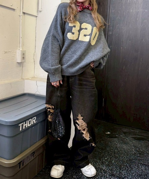 DOUBLE NAME（ダブルネーム）の「さがらワッペンロゴニットプルオーバー（ニット/セーター・レディース・グレー/オフホワイト/ブラウン・FREE）」の14枚目の写真