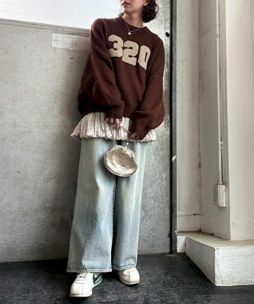 DOUBLE NAME（ダブルネーム）の「さがらワッペンロゴニットプルオーバー（ニット/セーター・レディース・グレー/オフホワイト/ブラウン・FREE）」の13枚目の写真