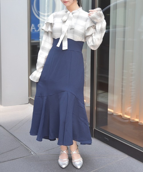 ボウタイドッキングワンピース apres jour（アプレジュール）の「ボウタイドッキングワンピース