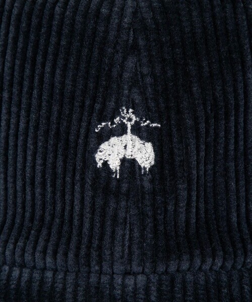 BROOKS BROTHERS（ブルックスブラザーズ）の「コットン　8-Waleコーデュロイ　GFロゴ　ベースボールキャップ（キャップ・メンズ・ネイビー・ONE SIZE）」の2枚目の写真