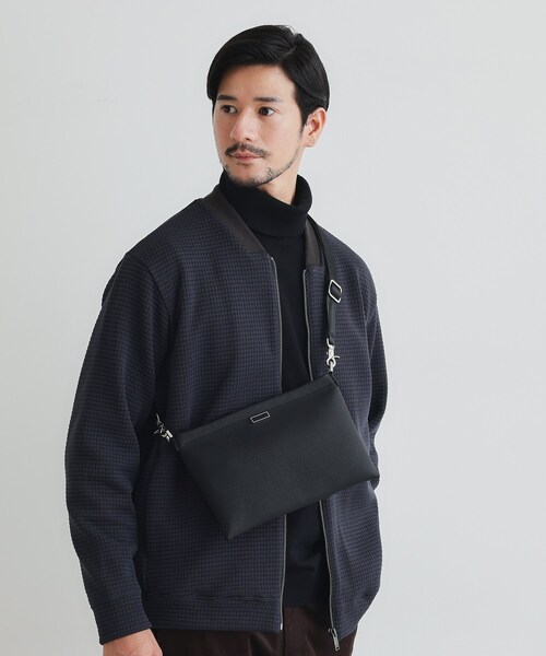 TAKEO KIKUCHI(タケオキクチ)の「PUボンディングミニショルダー(ショルダーバッグ・メンズ・ブラック/ブルー系その他/ダークオレンジ・00)」の15枚目の写真
