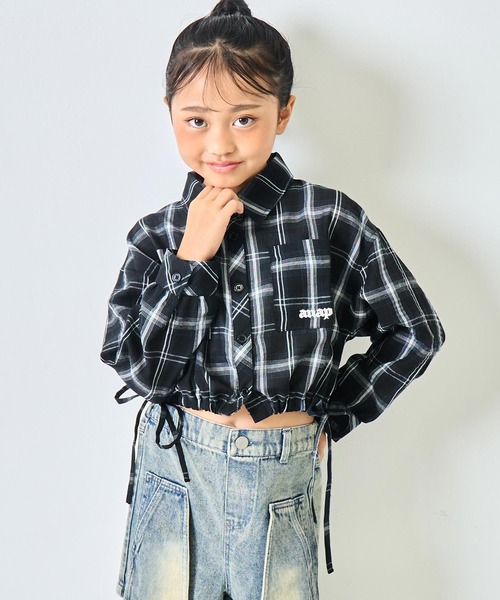 ANAP kids（アナップキッズ）の「サイド シャーリング チェックシャツ【ジュニアお揃い】（シャツ/ブラウス・キッズ・ベージュ/ブラウン/ブラック・110/130/120）」の9枚目の写真