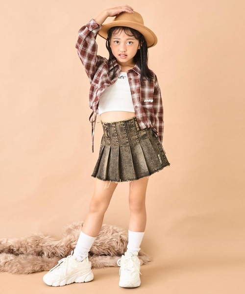 ANAP kids（アナップキッズ）の「サイド シャーリング チェックシャツ【ジュニアお揃い】（シャツ/ブラウス・キッズ・ベージュ/ブラウン/ブラック・110/130/120）」の17枚目の写真