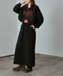 AO2（アオズ）の「Sweatshirt Set Up with AirPods Case / AirPodsケース付き スウェットセットアップ（セットアップ）」