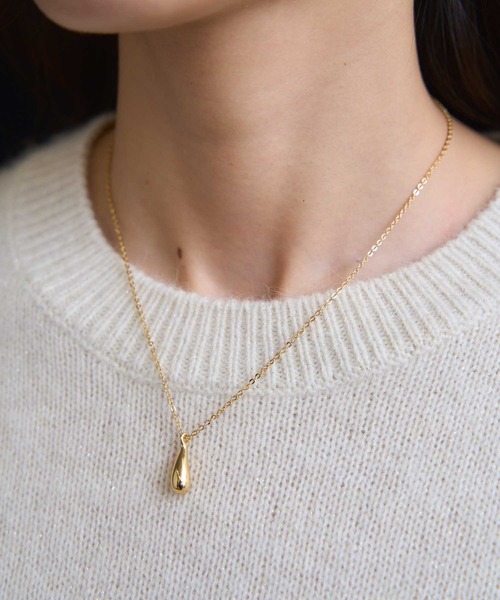 NOELA（ノエラ）の「ドロップモチーフネックレス（ネックレス・レディース・ゴールド/シルバー・フリー）」の2枚目の写真