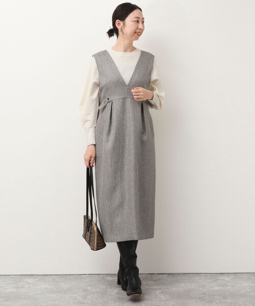 NOLLEY’S(ノーリーズ)の「メランジヘリンボンツィードサイドベルトワンピース(ワンピース・レディース・ライトグレー/チャコールグレー・38)」の7枚目の写真