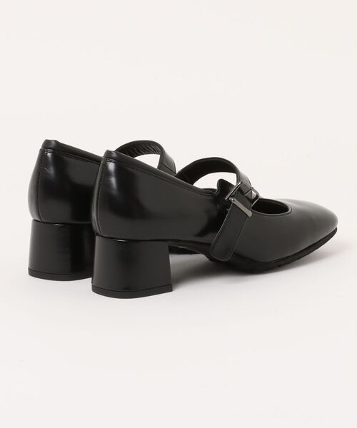 ANTEPRIMA(アンテプリマ)の「ストラップパンプス(パンプス・レディース・ブラック・23.0cm/23.5cm/24.0cm/24.5cm/22.5cm)」の2枚目の写真