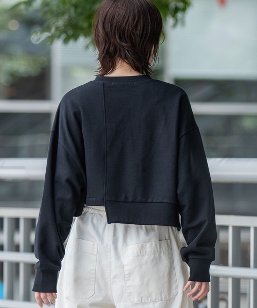 Munich(ミューニック)の「裏毛×チンチラアシンメトリースウェット(スウェット・レディース・ブラック/キャメル/アイボリー・FREE)」の13枚目の写真