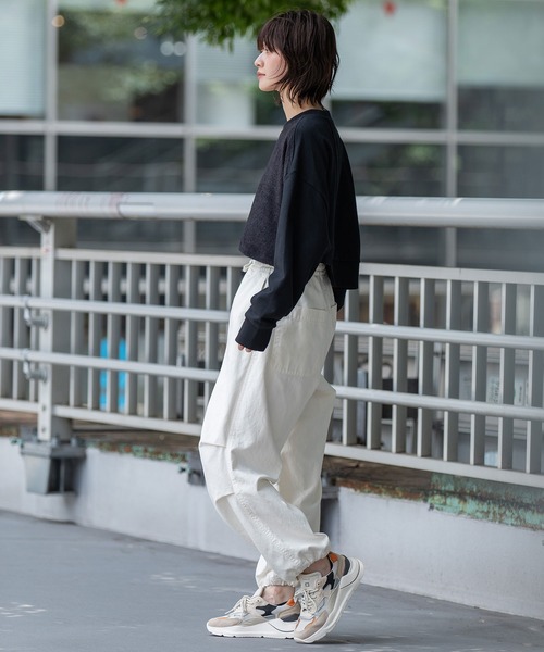 Munich(ミューニック)の「裏毛×チンチラアシンメトリースウェット(スウェット・レディース・ブラック/キャメル/アイボリー・FREE)」の15枚目の写真