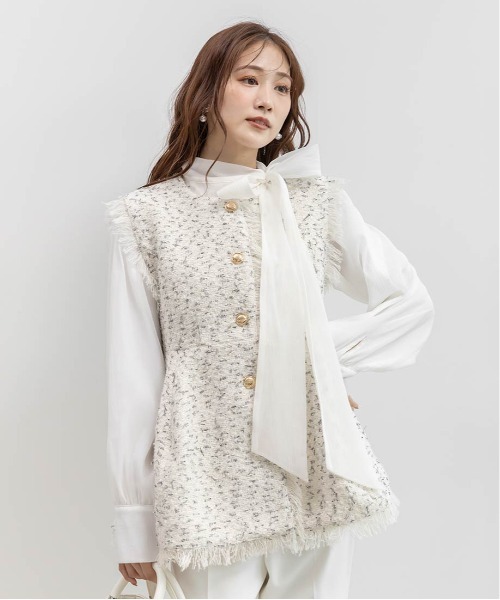 RANDA(ランダ)の「ジレトップス&テーパードパンツセット(ワンピース・レディース・アイボリー/ブラック・1/0)」の6枚目の写真